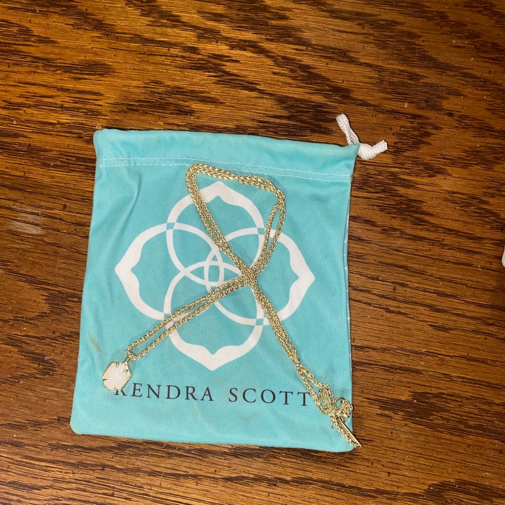 Kendra Scott Gold Oliver Necklace
